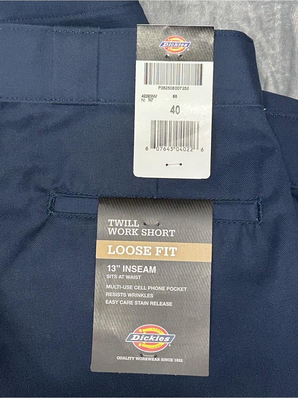 NWT Dickies Men’s Twill Work Shorts - Navy Blue size 40 with a 13” inseam #cargo